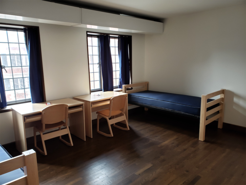 yale university dorm rooms